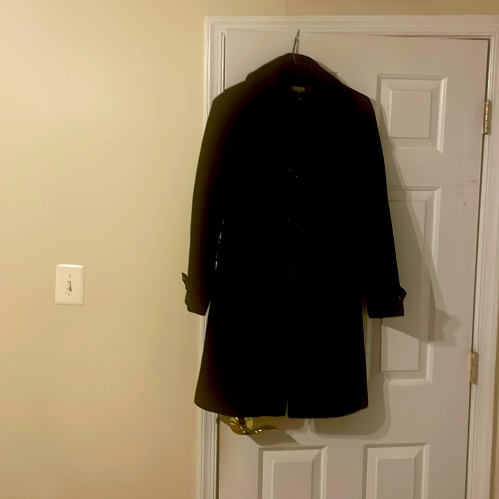 Kenneth Cole black wool coat. 4 buttons, side pockets.